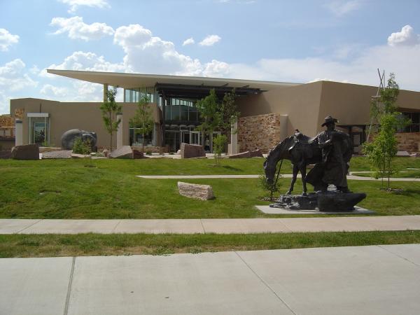 A picture of the outside of the Albuquerque Museum