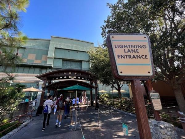 Image of the Lightning Lane Entrance at Soarin' in Disney California Adventure Park.