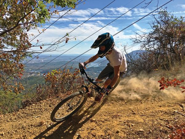 Mountain Biking: Raccoon Mountain