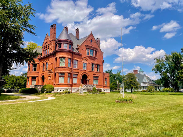 Howard Steamboat Museum