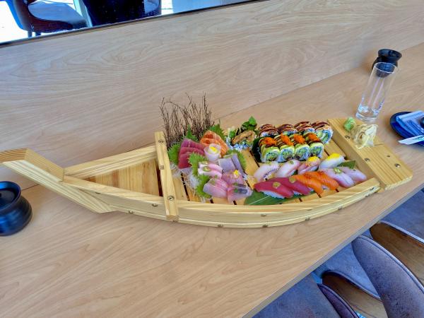 Song Lan Sushi Boat