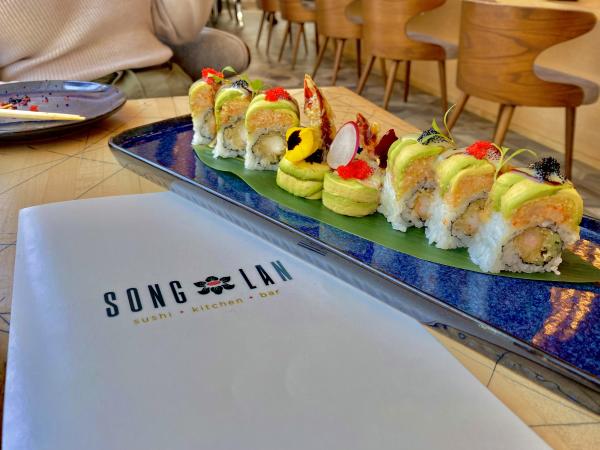 Song Lan Menu & Roll