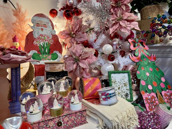 Creative Kitchen Pink Christmas