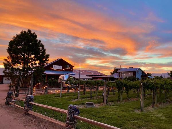 Peachfork Orchards & Vineyard