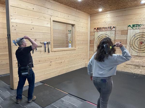 Axe throwing at Kodiaxe