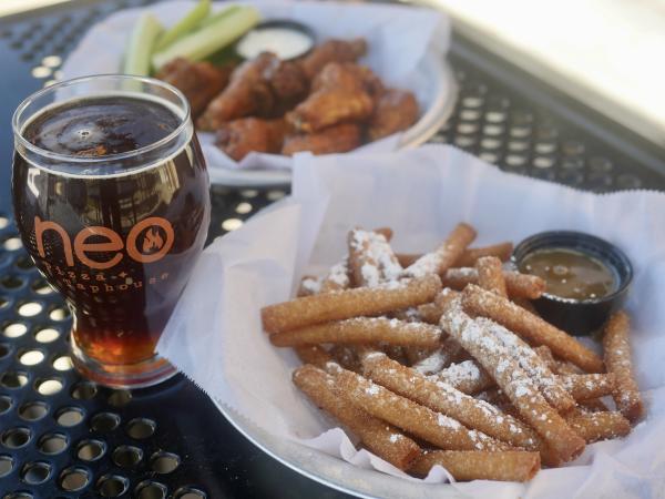 Neo Pizza Pumpkin Spice Funnel Cakes