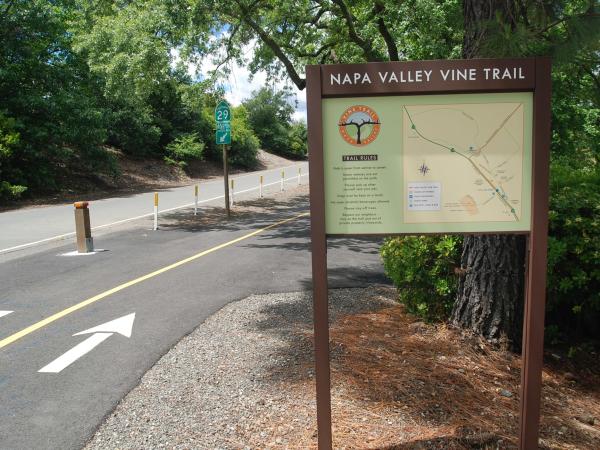 Napa Valley Vine Trail sign