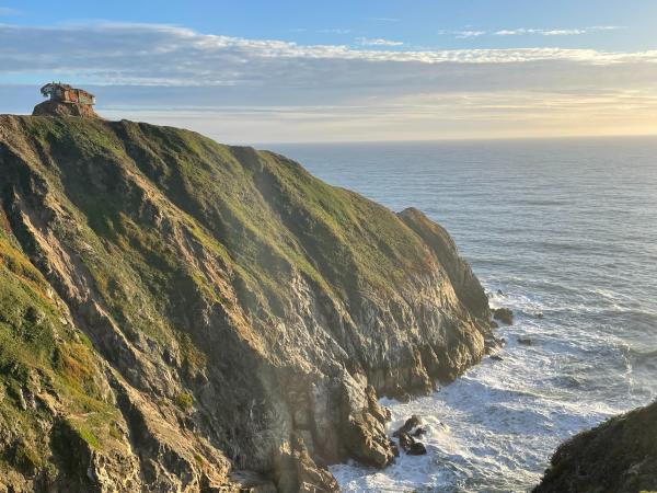 Cliffs above the ocean at Devil's Slide.