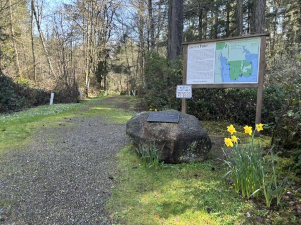 Jacob’s Point Trailhead