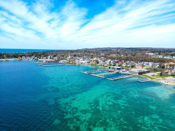 Harbor Springs