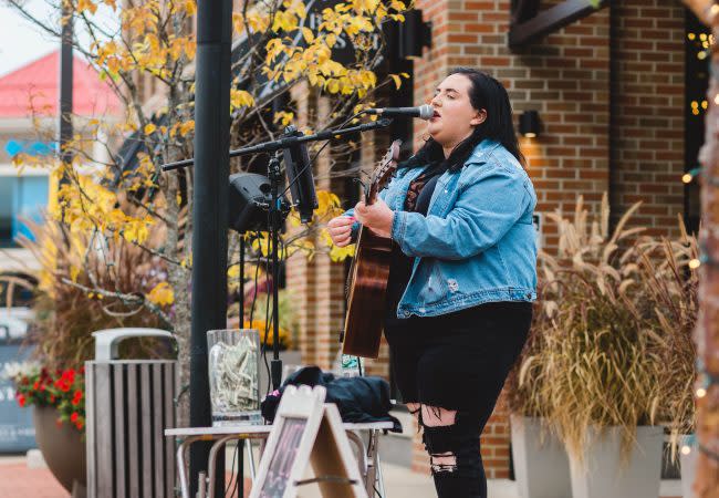 Settlers Green Busker Festival - Woman Playing Guitar