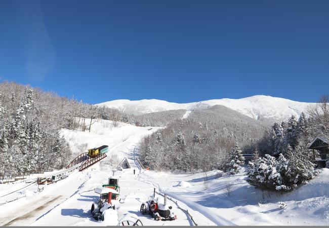 Cog Ascent in Winter