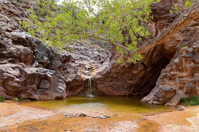 No Thoroughfare Canyon Waterfall
