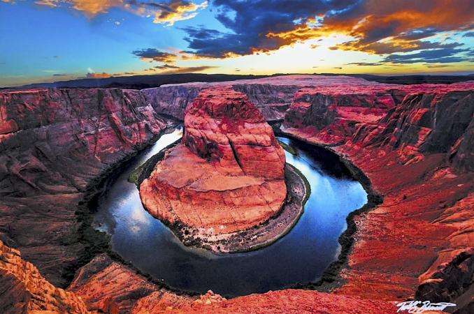 Horseshoe Bend by Todd Bennett