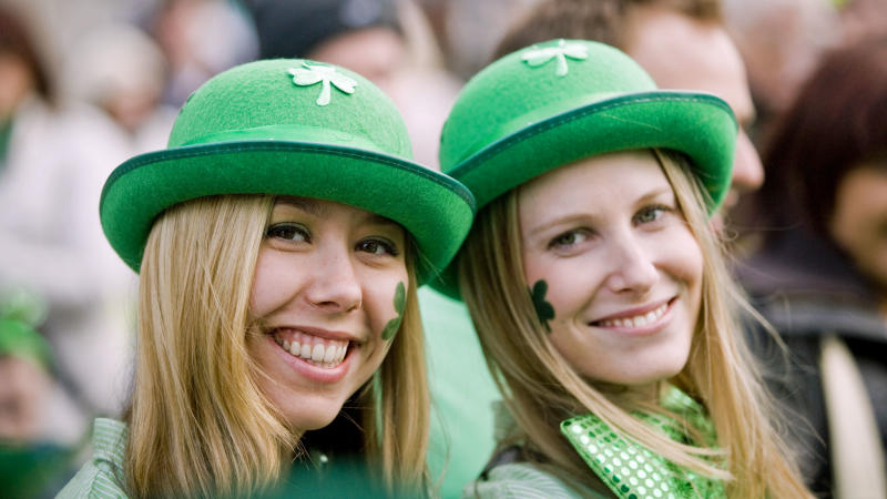 St-Patricks-Day ladies