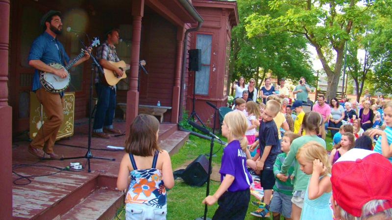 Music concert at Historic Eidem Farm