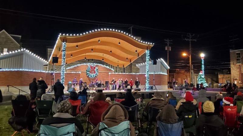 The Bobby Helms Christmas Music Spectacular is a two-day holiday celebration featuring ice skating, a movie on Saturday, and lots of live music on Sunday culminating with the lighting of the City's 30 foot tree.