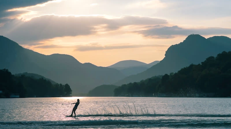 lake lure sunset watersport