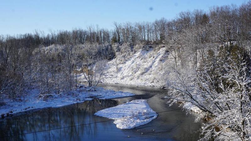 shore and winter image of nith river