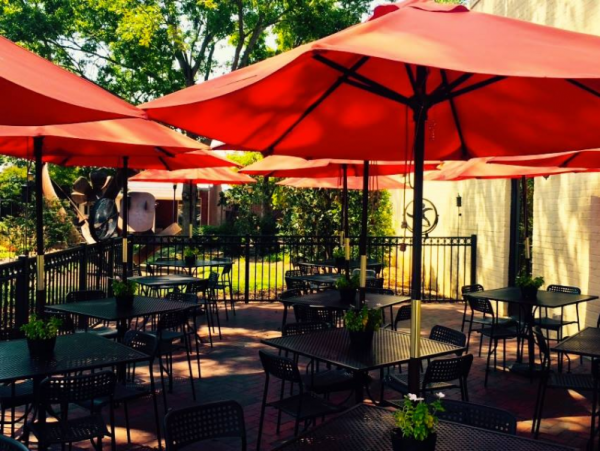 Mestizo Contemporary Mexican Cuisine outdoor patio