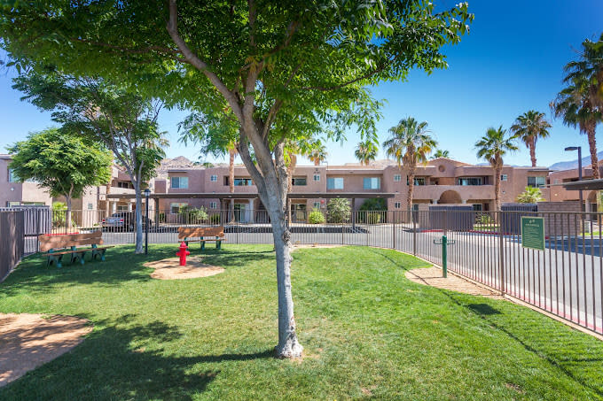 Hugh Kaptur Villa Boutique Apartment Homes
