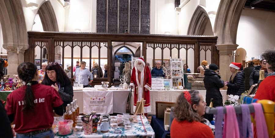 People shopping at Woodstock Festive Fayre