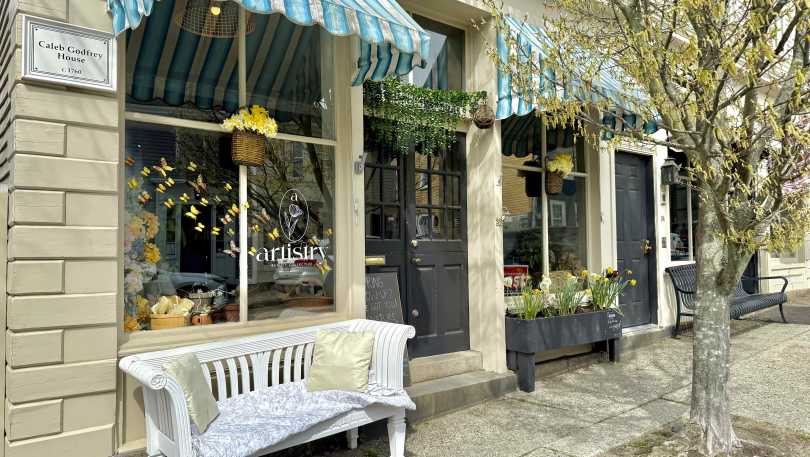 Storefront 2025