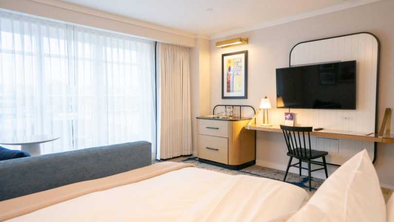 Bed, Breakfast & Ferry