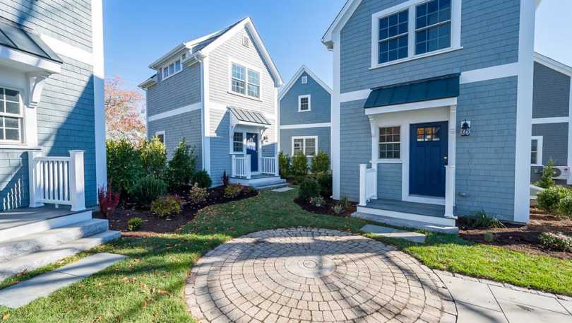 Vacation Newport - East Island Reserve