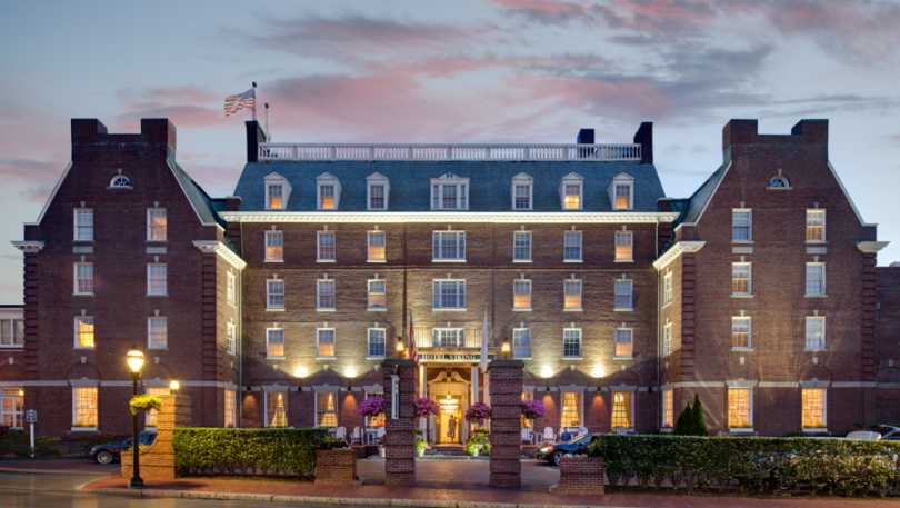 Hotel Viking Dusk