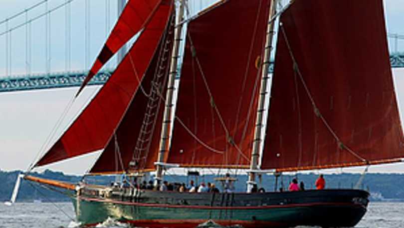 Schooner Aurora