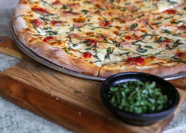 Pies & Pints Pizza