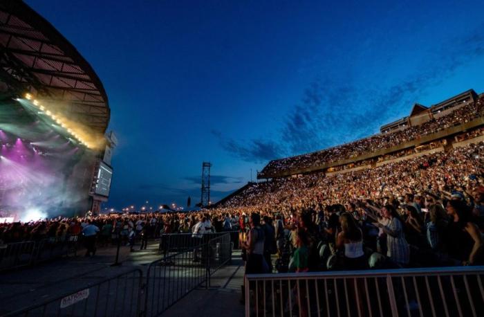 Jones Beach Theater