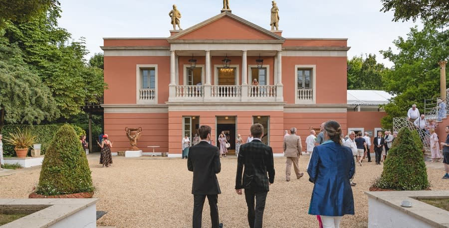 Longborough Festival Opera