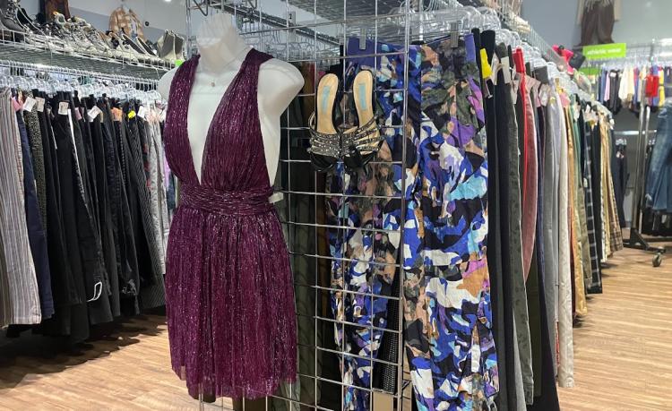 Women's resale clothing stores near me discount