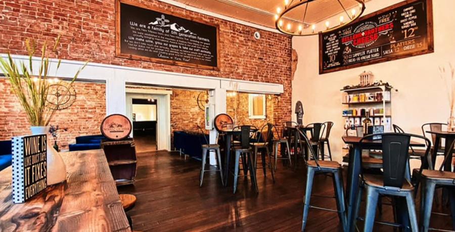 Noisy Water Winery