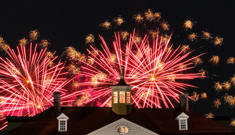 Mount Vernon Christmas Illuminations