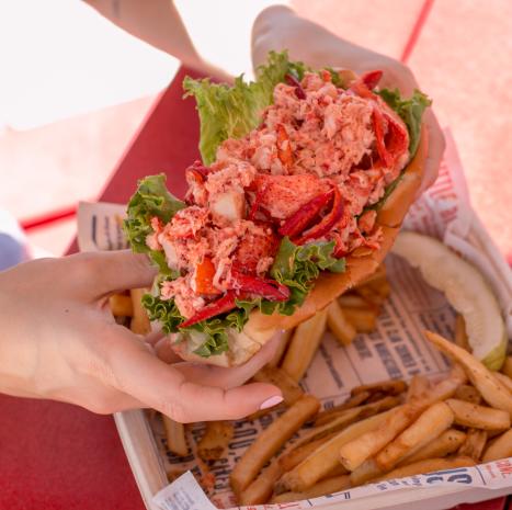 Classic Lobster Roll