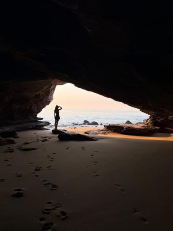 Eco Beach Cave 2