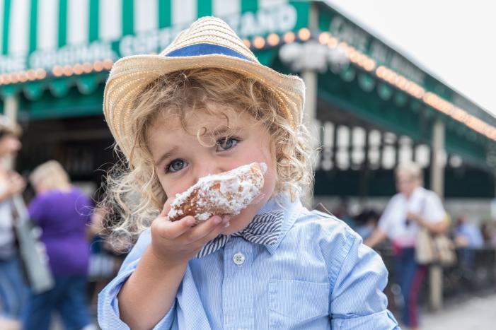 Family at Cafe Du Monde