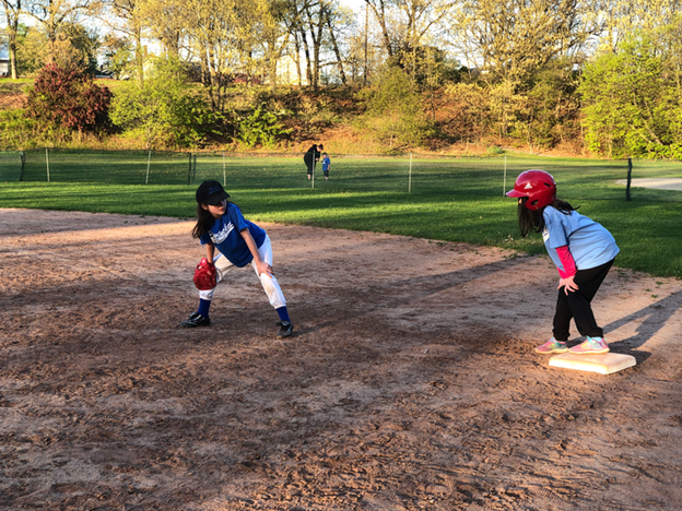 Slaterettes girls baseball