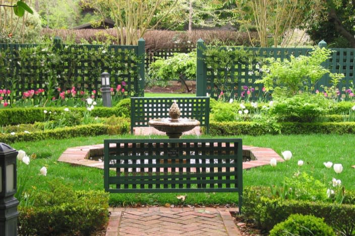 Gamble_Garden_Palo_Alto_Flowers_Spring_3-890x594