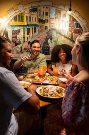 Bella Napoli - Couples Dining (Mural Setting)