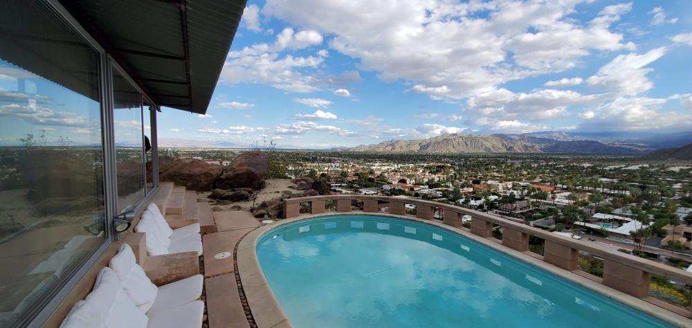 Frey House II pool