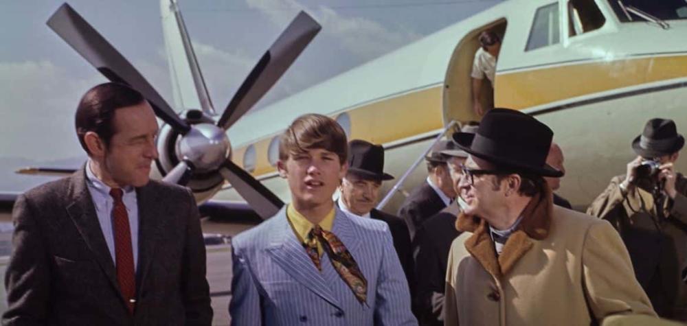 walt disney plane with kurt russel