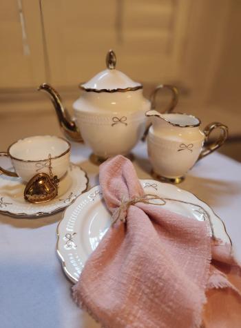 Magpies Valentine's High Tea