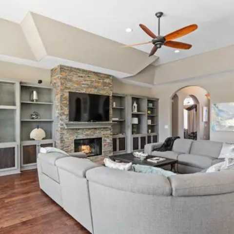 Opulent Retreat