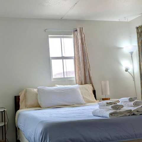 Cozy Private Bedroom