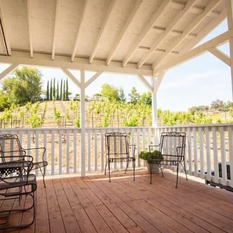 3 Daughters Vineyard