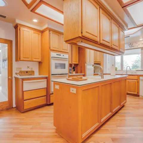 Villa with indoor pool in Temecula wine country